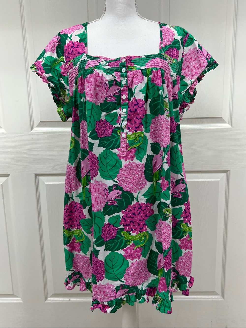 Printfresh Secret Garden Daydream Nightgown in the Pink Hydrangea Size 1X